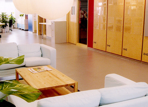 PVC地板為何在國外比國內普及？